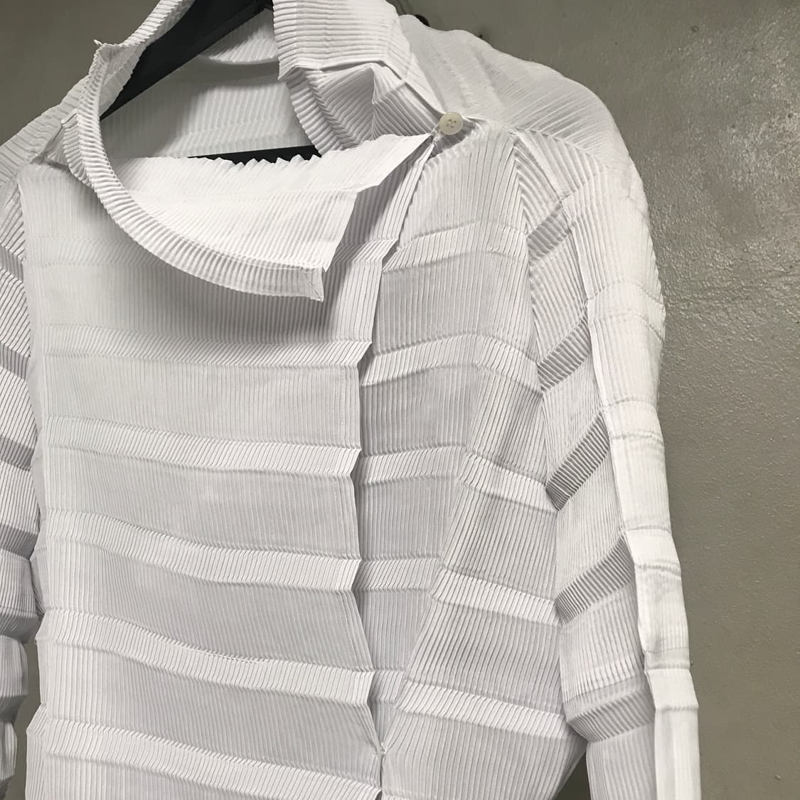 이세이 미야케 플리츠 자켓 2(W) 상품이미지4