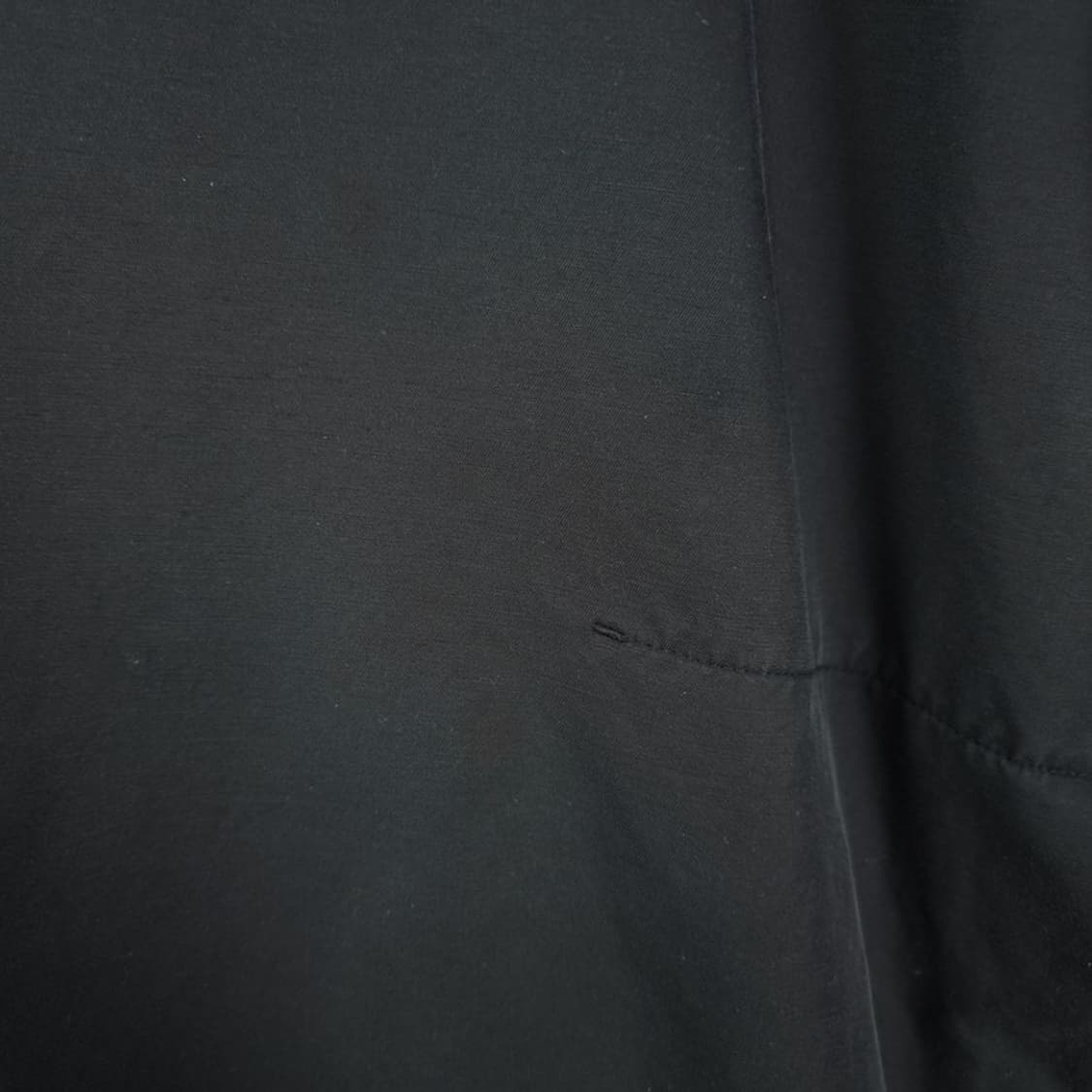 [노스페이스] 빅로고 오버핏 바람막이 웜업 블랙 M18031 상품이미지10