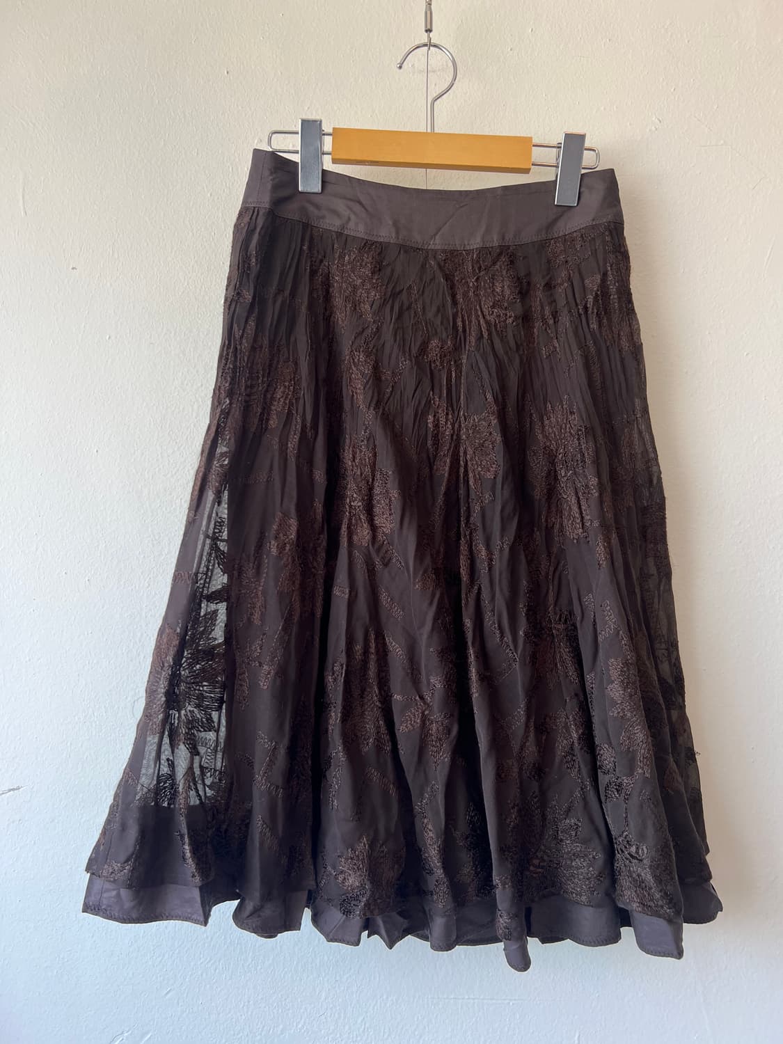 일본수입 Gabardine K.T 여성 브라운 미디스커트 자수레이스치마 상품이미지1