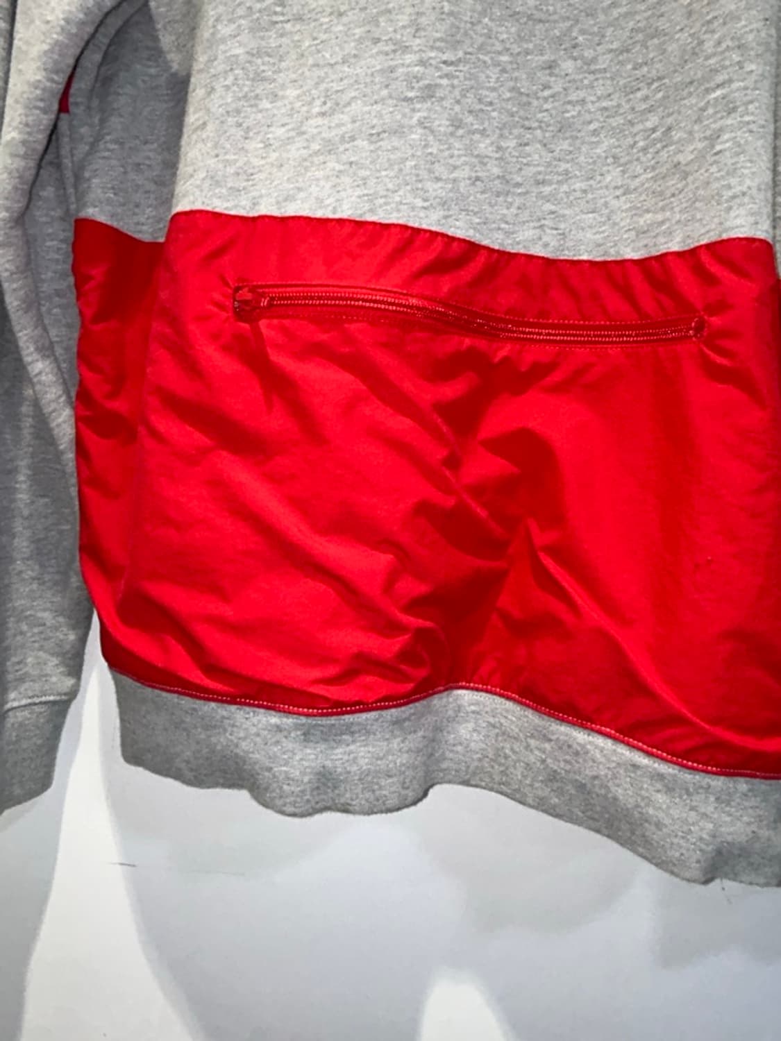 스투시 인터내셔널 배색 로고 스웻셔츠 상품이미지4