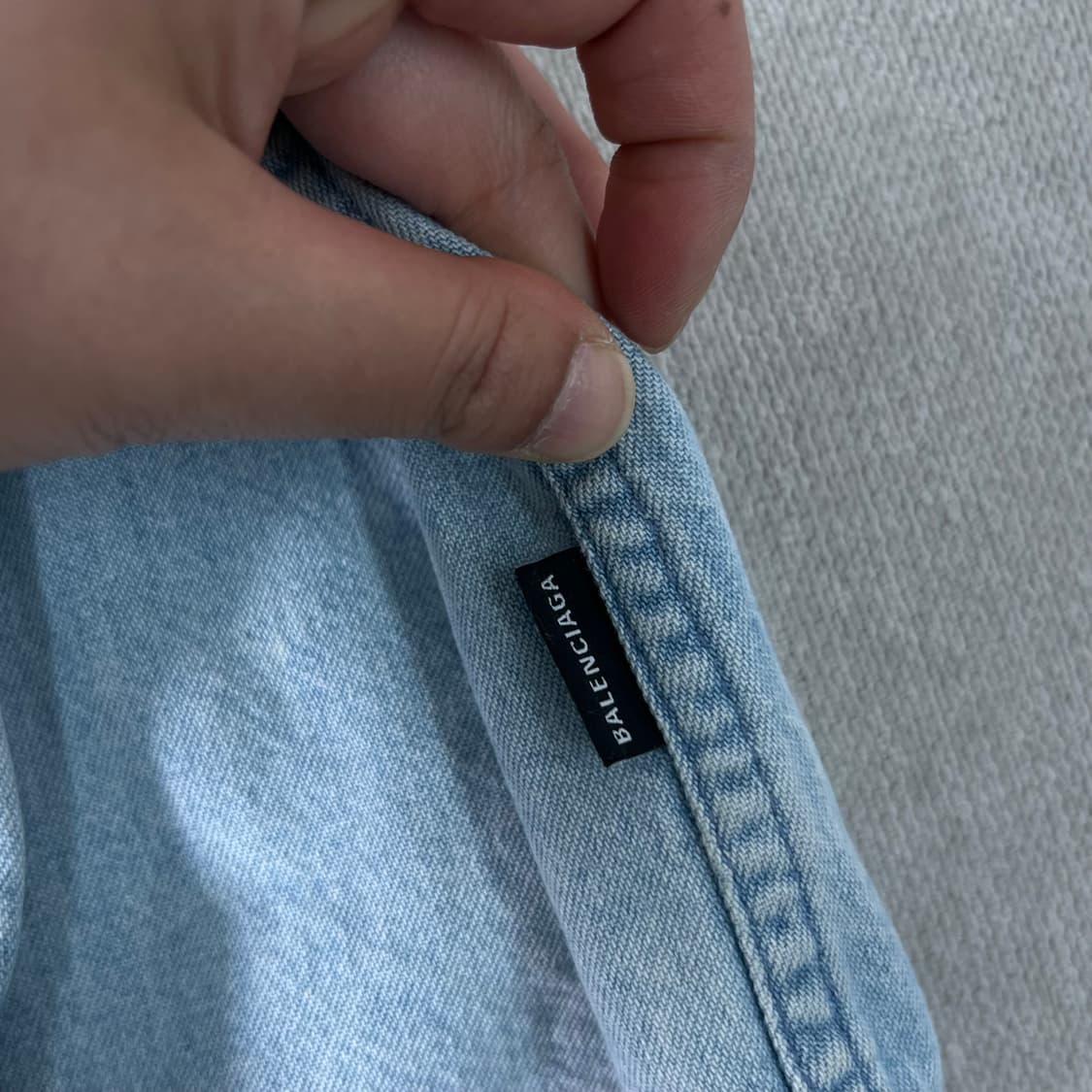 105 발렌시아가 19SS 백로고 데님 셔츠 상품이미지6