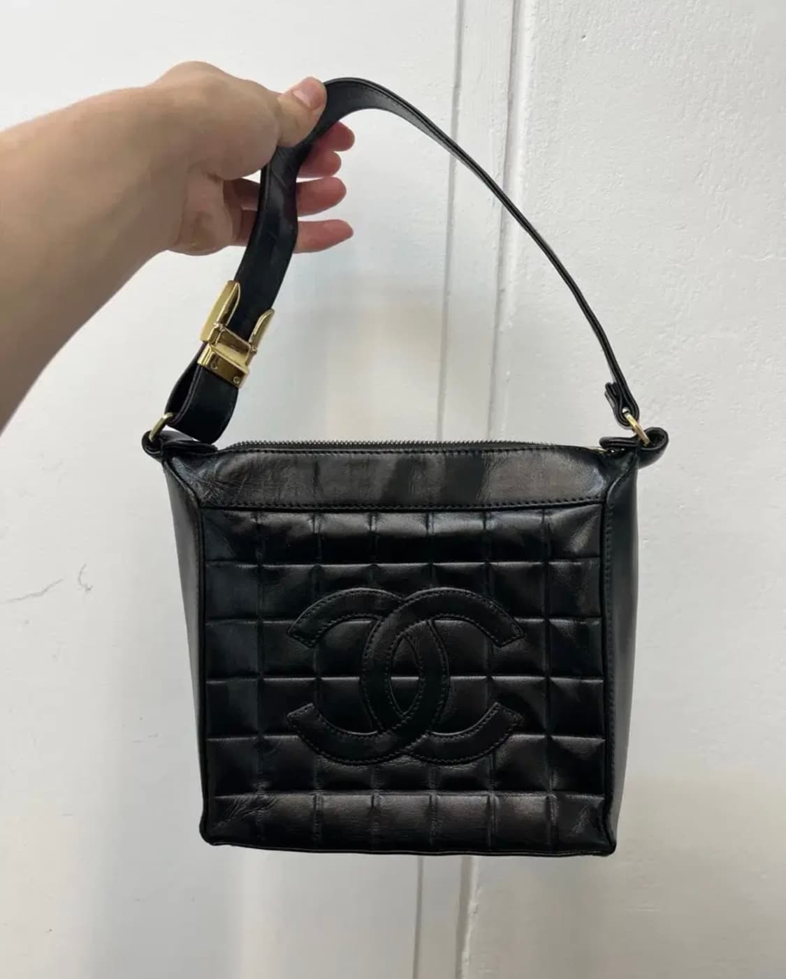 (빈티지) 샤넬 정사각 초코바 숄더백 상품이미지1