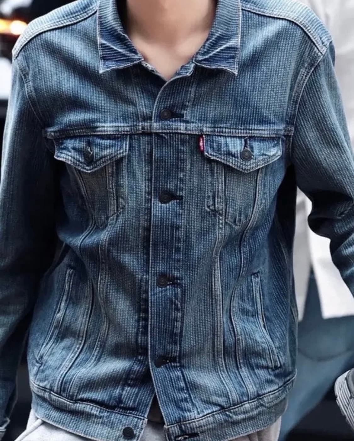 (구매) 리바이스 스트라이프 데님 트러커 자켓 구매합니다 상품이미지1