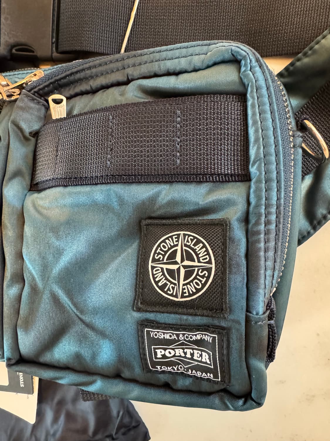 스톤아일랜드 X 포터 크로스백 가방 한정판 상품이미지4