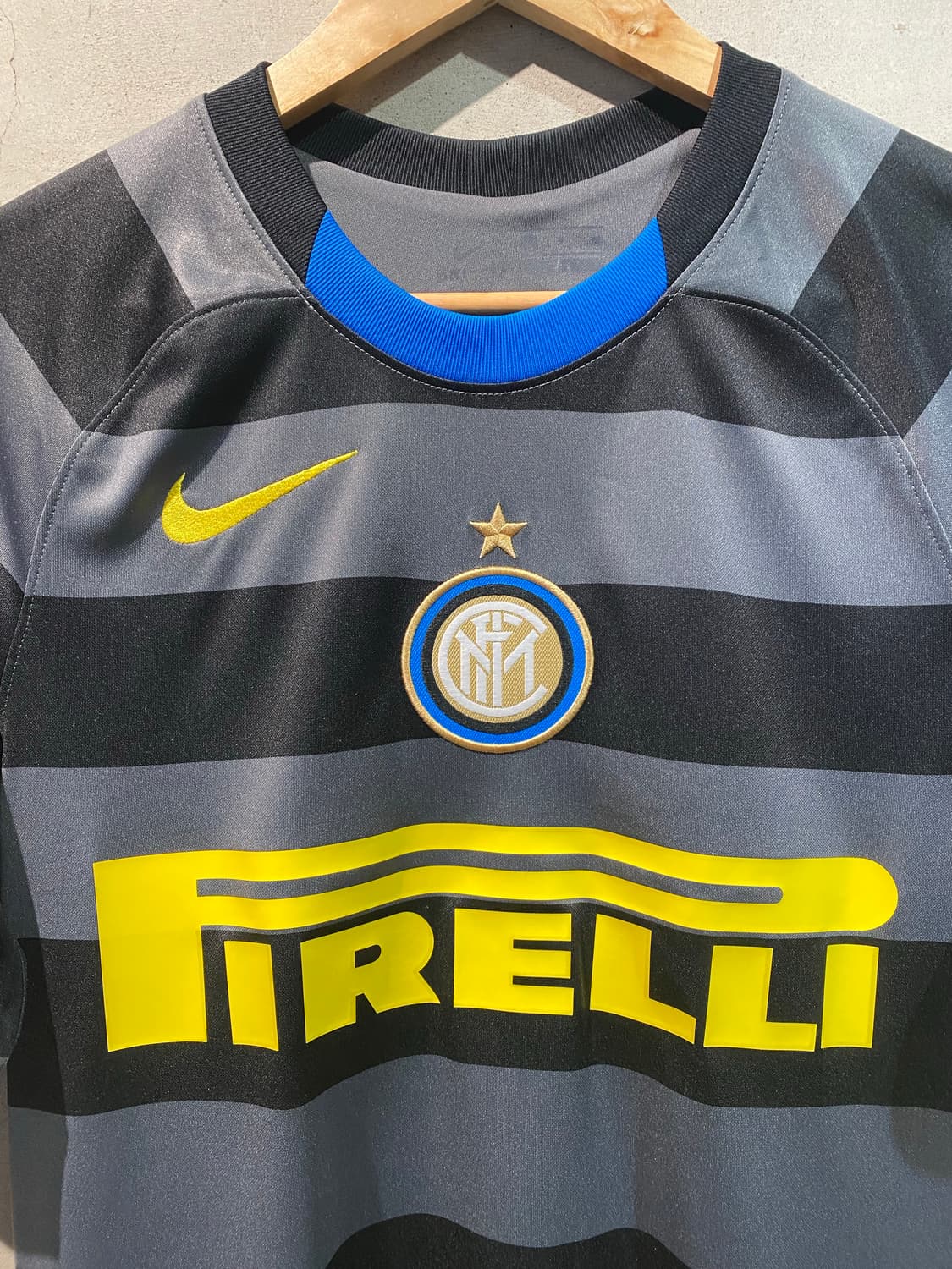 20-21 인터밀란 라우타로 써드 유니폼 상품이미지3