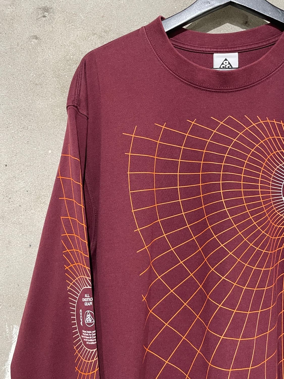 나이키 acg 나이트 마룬 맨홀 크루넥 롱 슬리브 상품이미지2