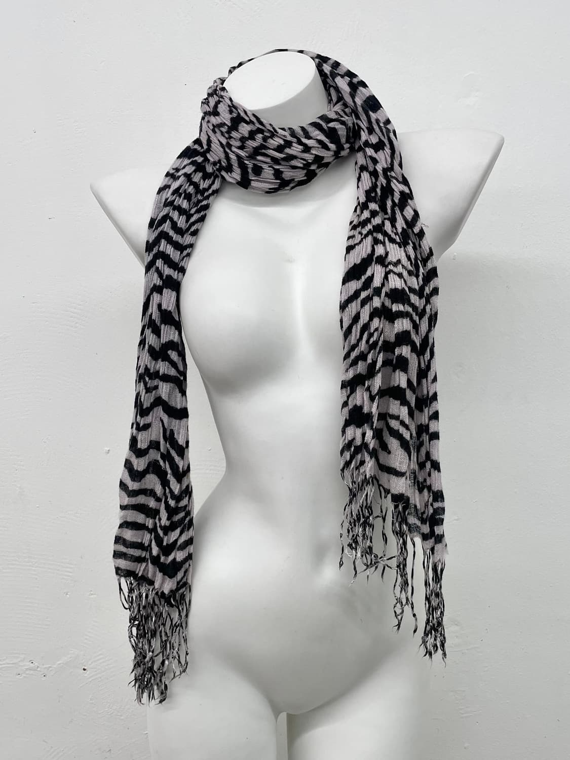 펑크 지브라 수술 머플러  상품이미지2