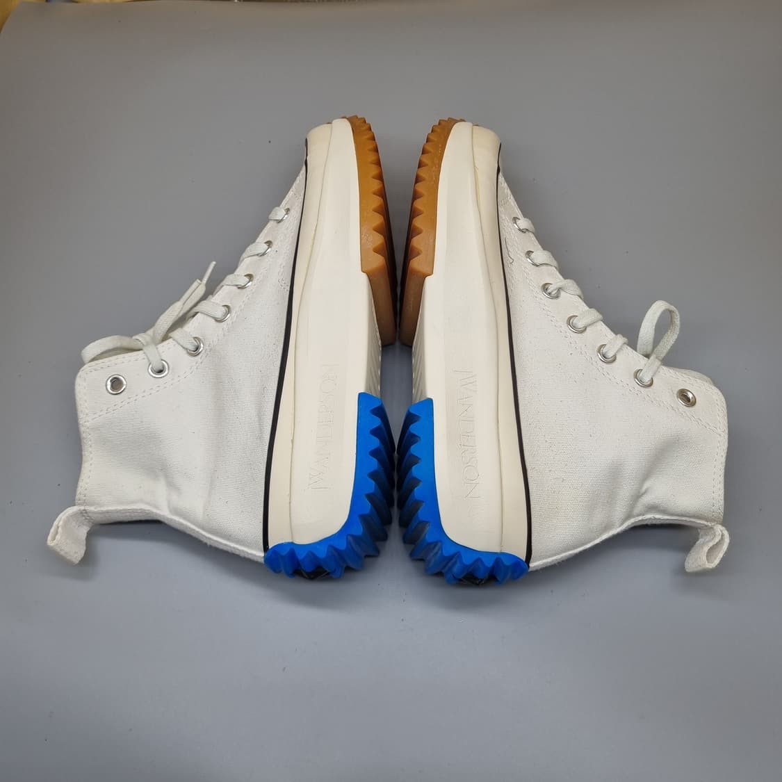 컨버스x JW 앤더슨 런스타하이크240 상품이미지5