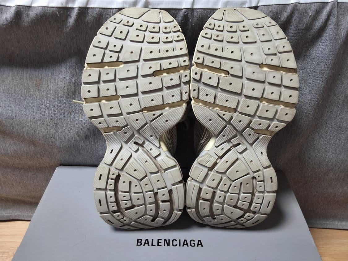 발렌시아가 3xl 스니커즈 에그쉘 42 상품이미지5