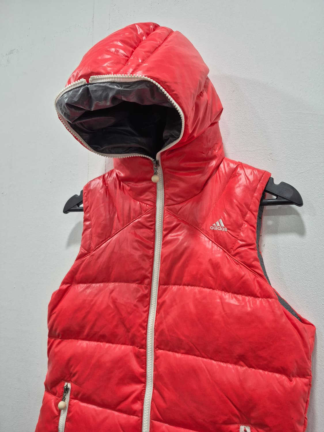 아디다스 오리털 패딩 조끼 여성 XS사이즈 상품이미지2