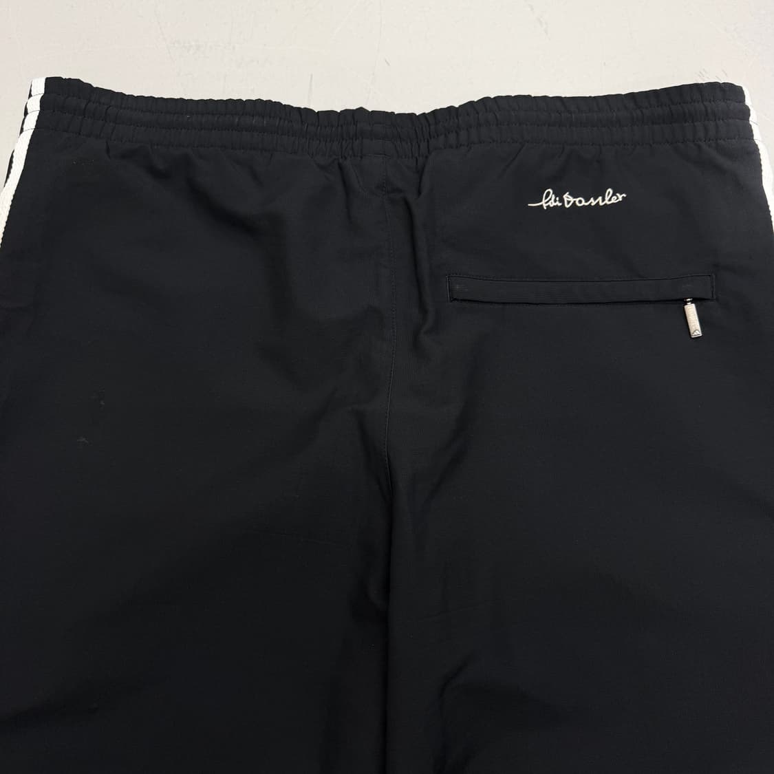 아디다스 00s 삼선 올드스쿨 바람막이 트랙팬츠 블랙 상품이미지5