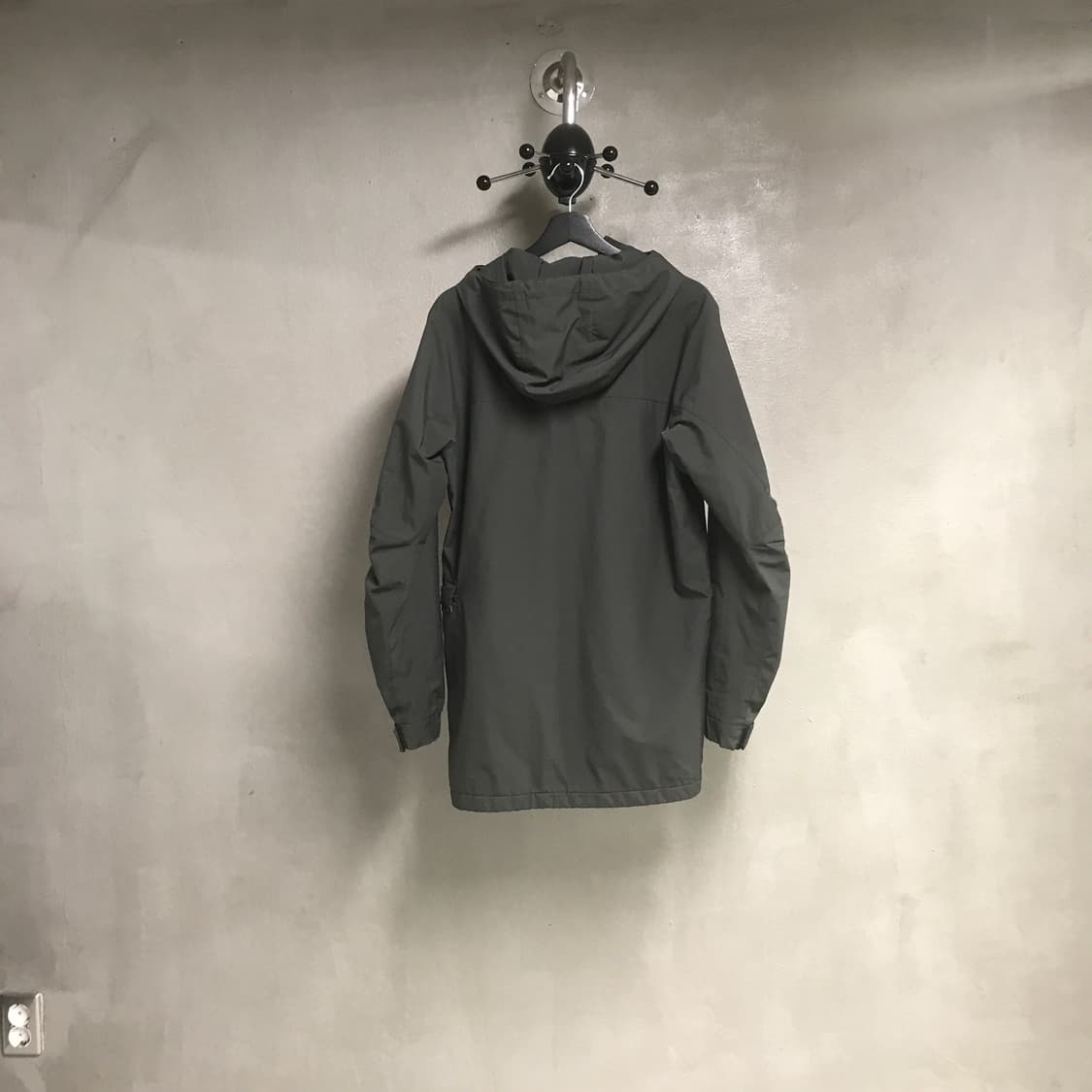 프라다 스포츠 기모 후드 바람막이 자켓 46 상품이미지7