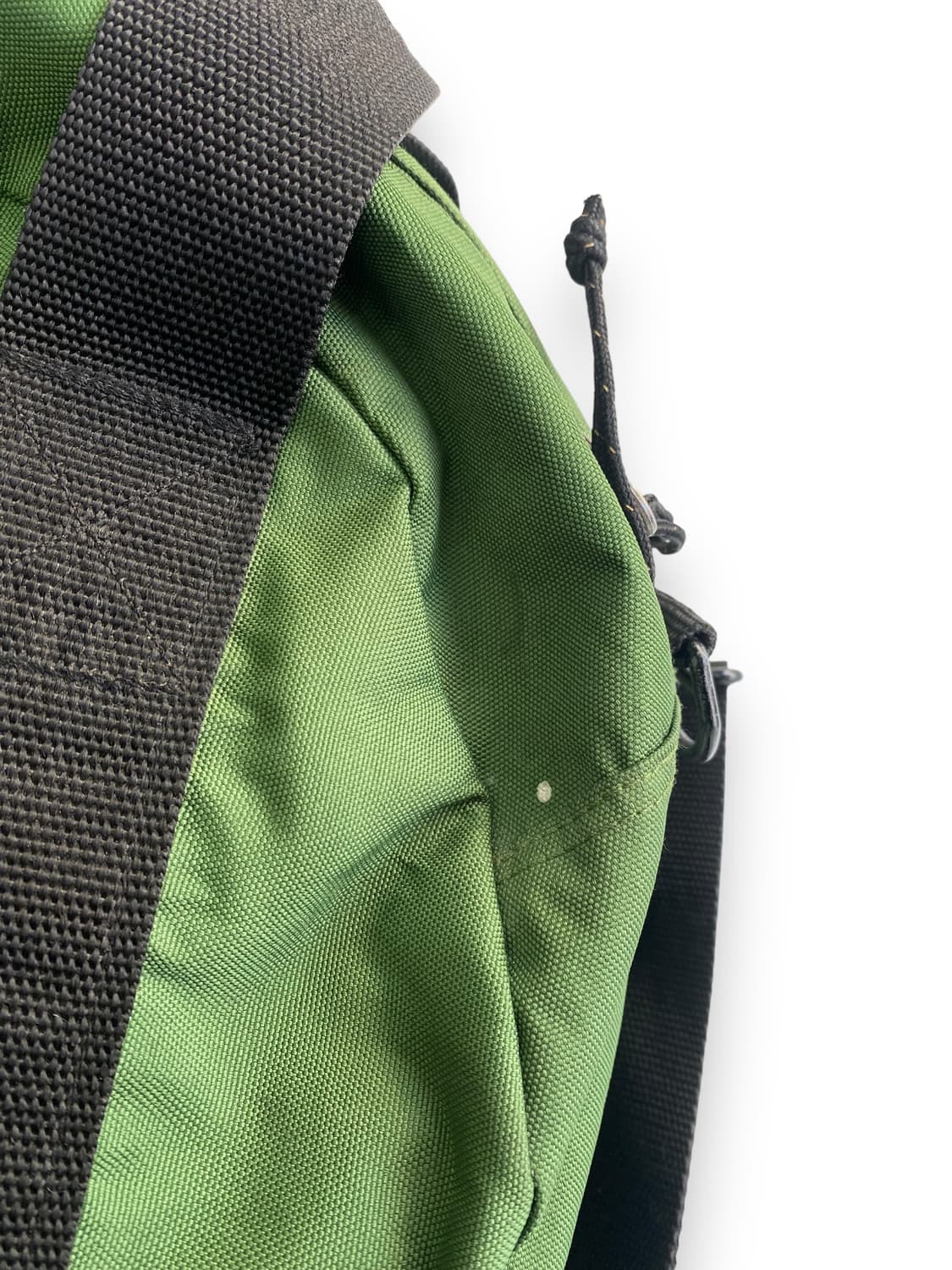 [46*32] Eastpak 이스트팩 2way 더플백 상품이미지3