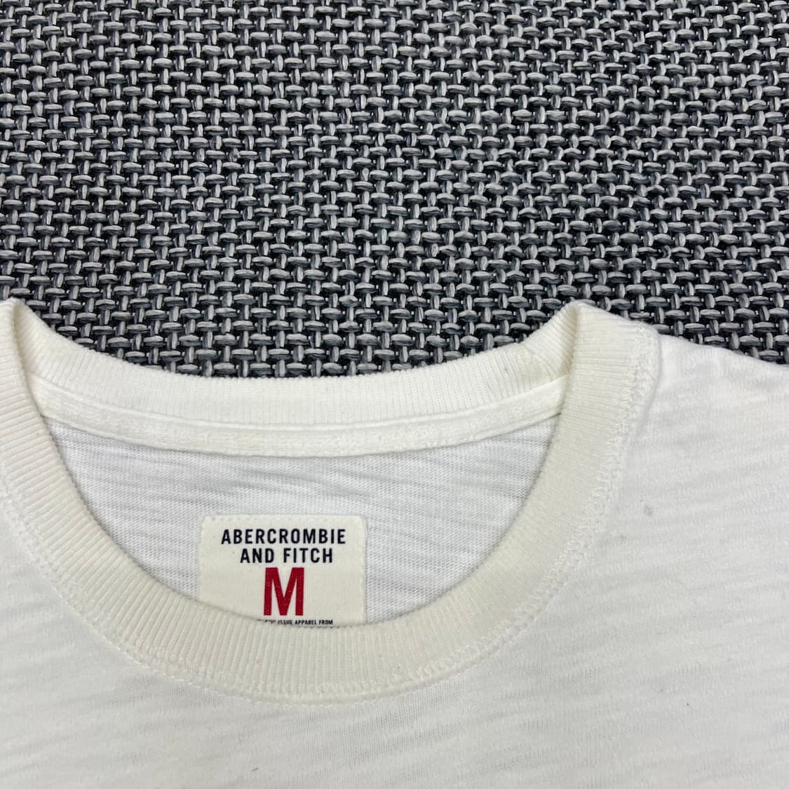 아베크롬비 화이트 반팔 상품이미지2