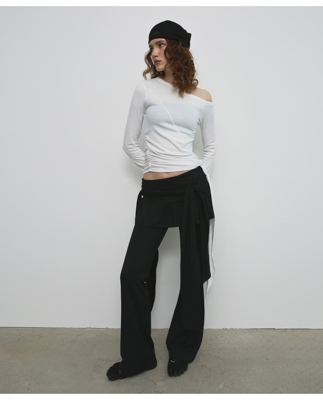 샌드릭 스트랩 스커트팬츠 블랙  상품이미지3