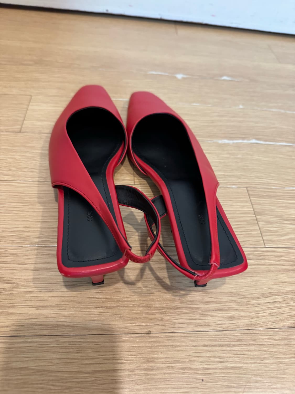 ORR 오르 레드 슬링백 상품이미지3