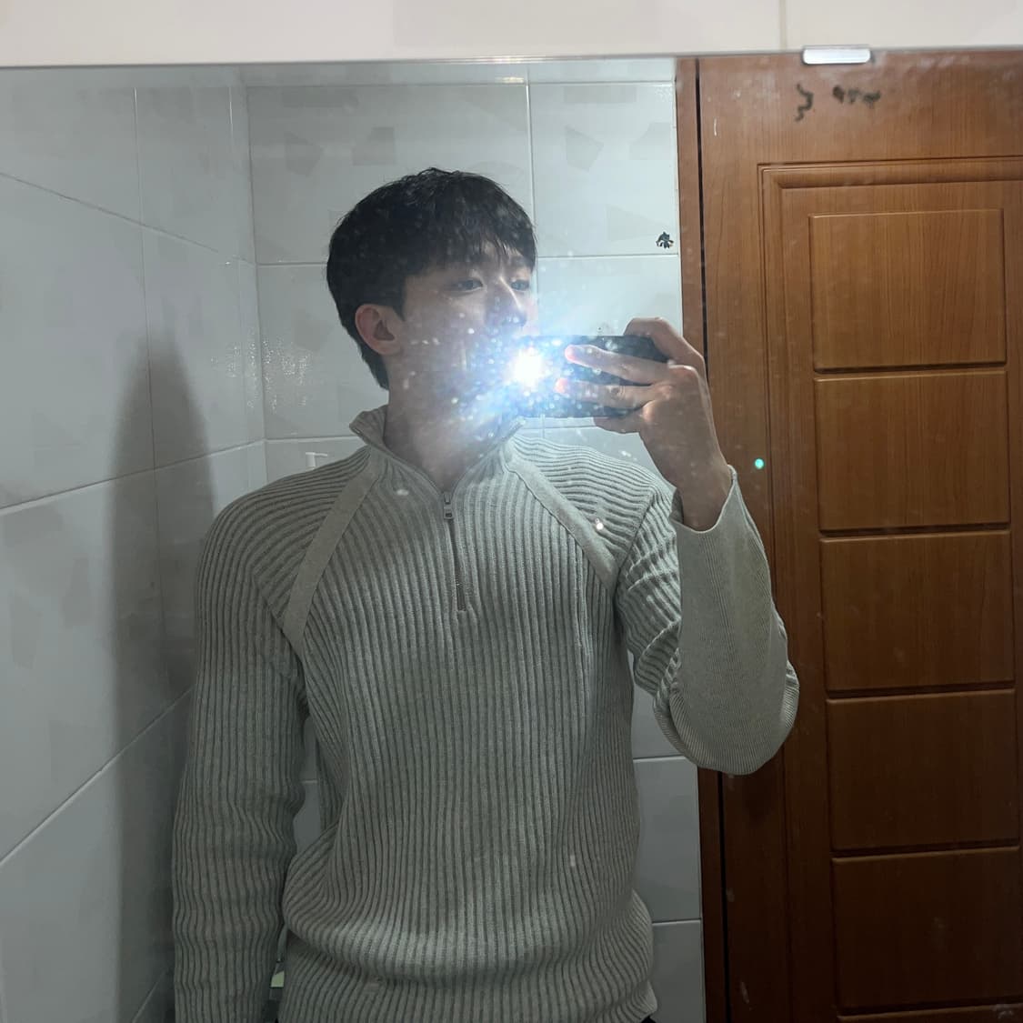 아르마니 익스체인지 라인 니트 반집업 상품이미지1