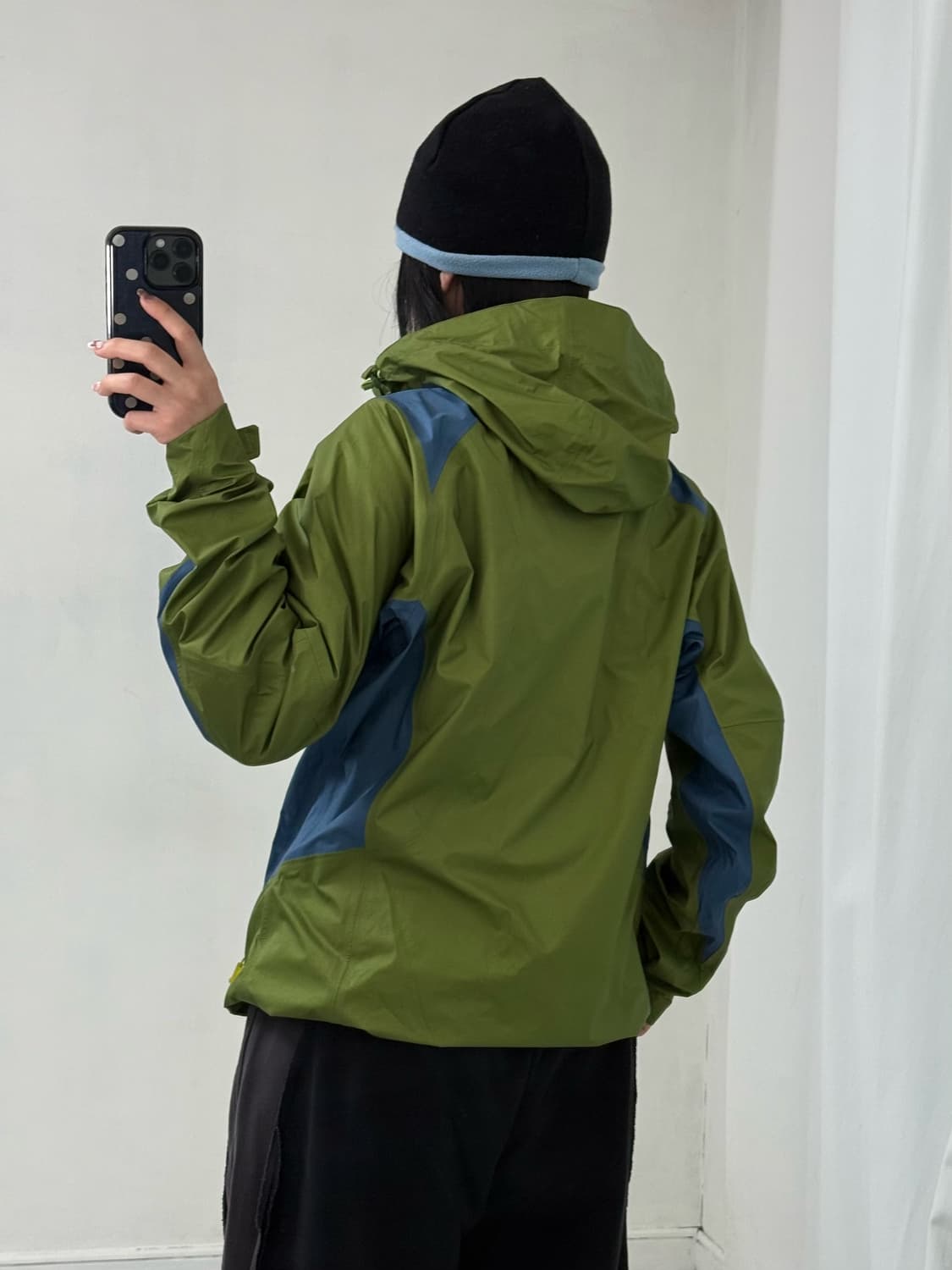 살로몬 그린 바람막이 상품이미지5