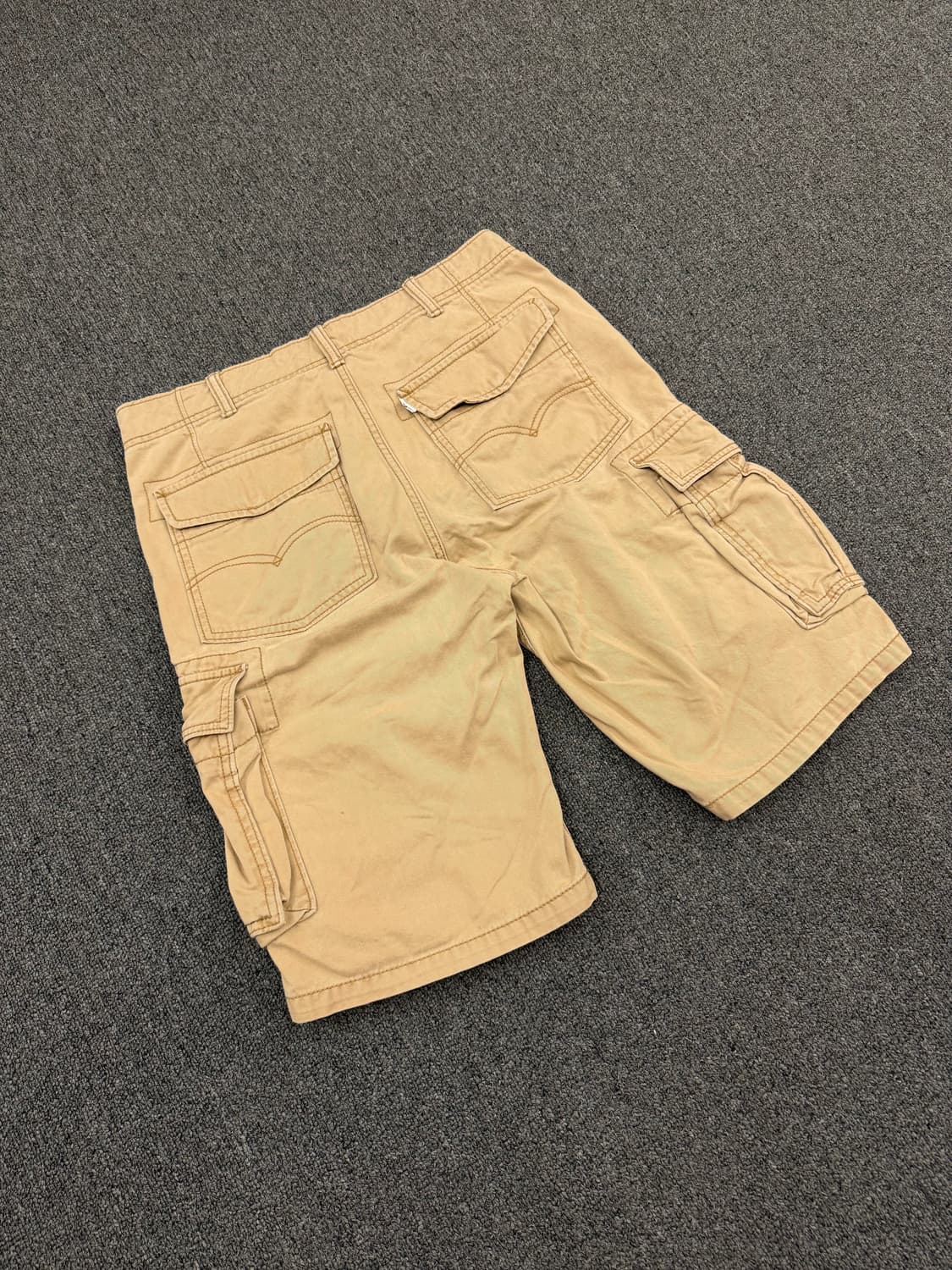 32) 리바이스 빈티지 베이지 카고 반바지 상품이미지2