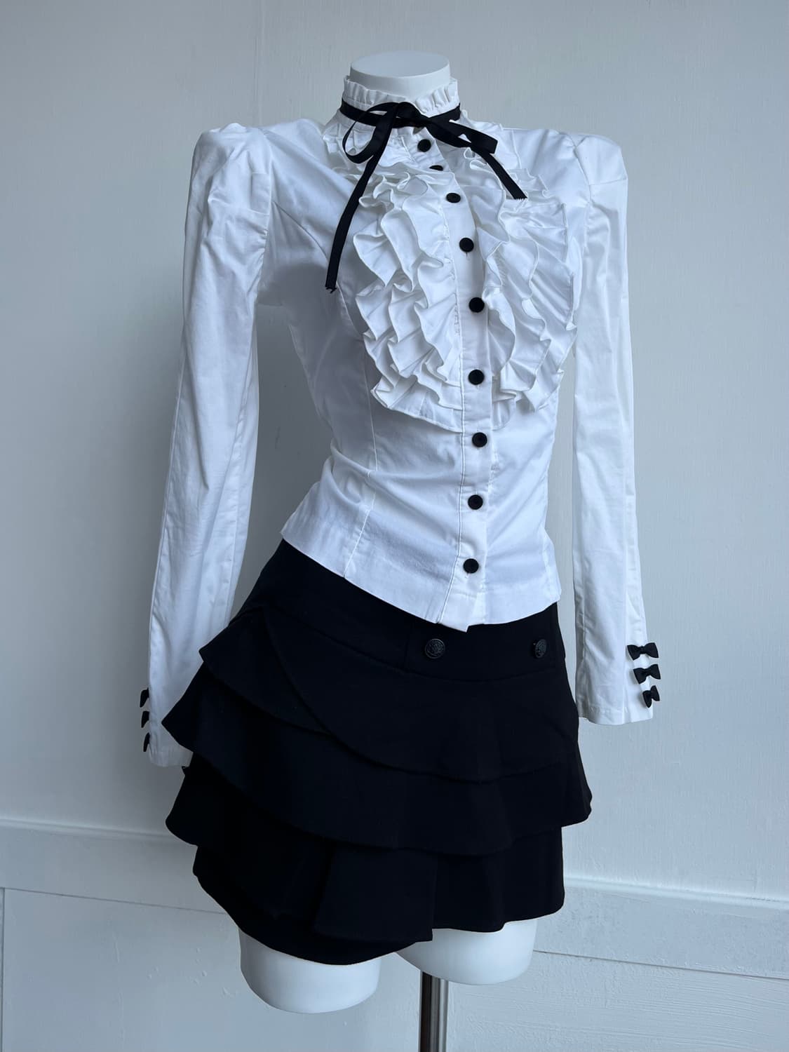 프릴 리본 블라우스 상품이미지1