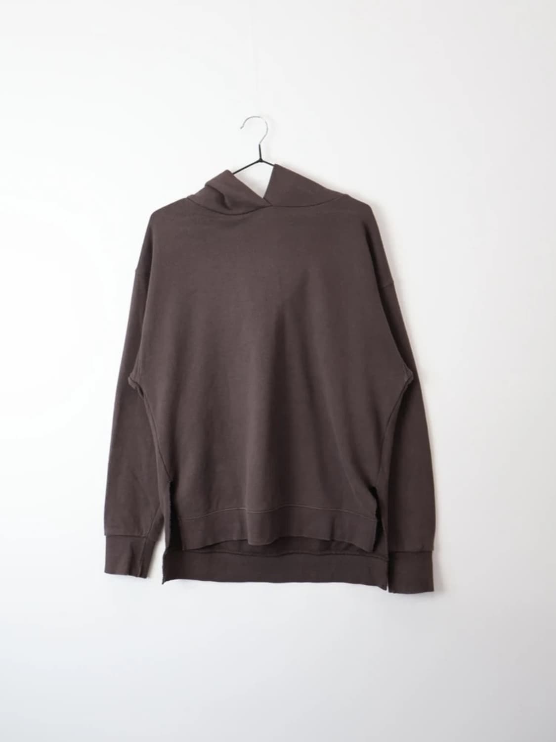 Niko And Brown Minimal Hoodie 상품이미지3