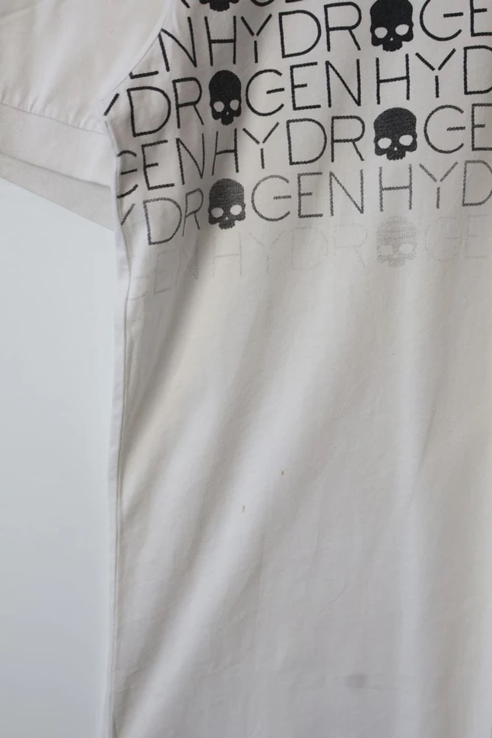 Hydrogen Skull Logo Graphic Tee 상품이미지7