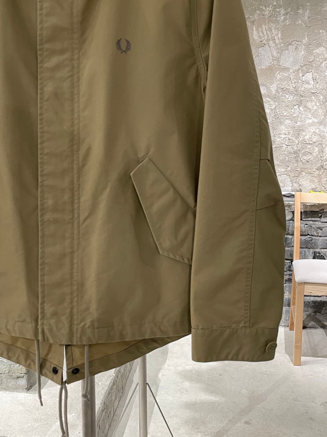 프레드 페리 베이지 로고 히든 집업 코튼 자켓 상품이미지5