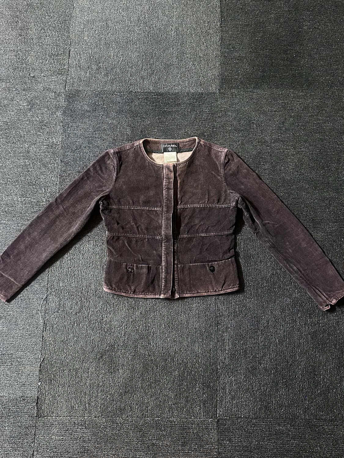 샤넬 02 FW 런웨이 컬렉션 브라운 벨루어 자켓 상품이미지1
