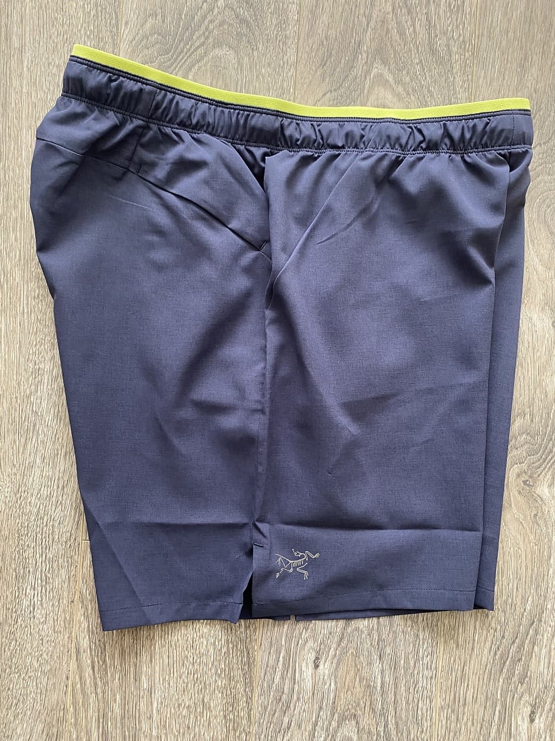 아크테릭스 런닝 반바지 L 상품이미지1