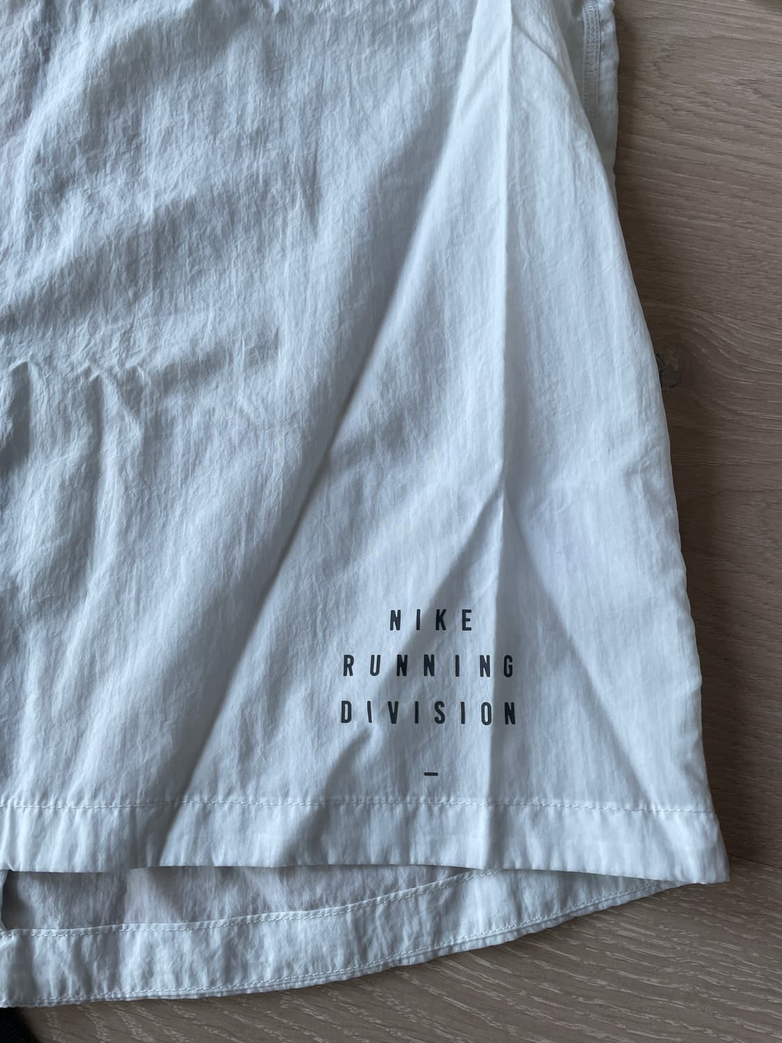 나이키 바람막이 화이트 M * 상품이미지3