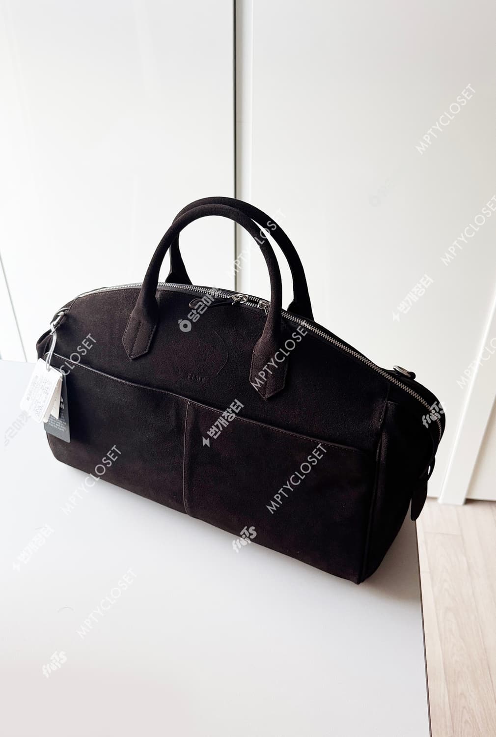 타임옴므 25fw 스웨이드 포켓 더플백 다크브라운 상품이미지3