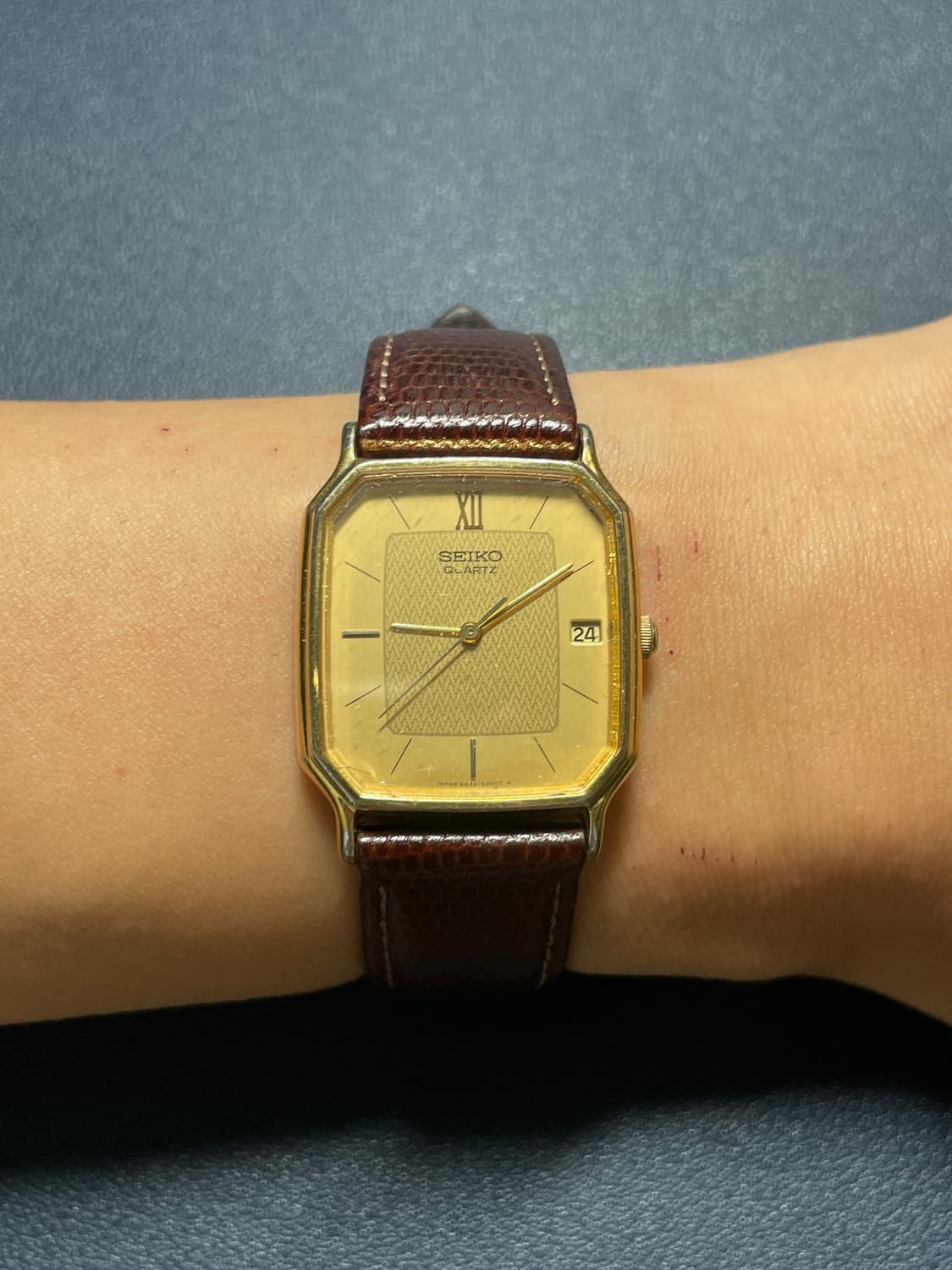 빈티지 세이코 쿼츠 레더 시계 상품이미지2