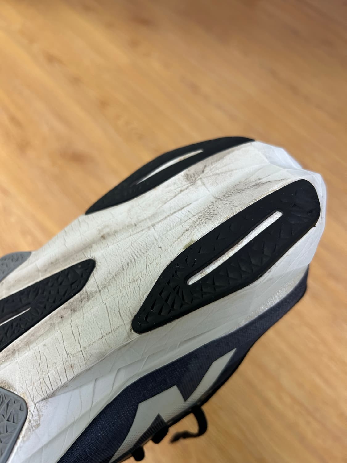 뉴발란스 퓨어셀 레벨4 네이비 275 팝니다 상품이미지4