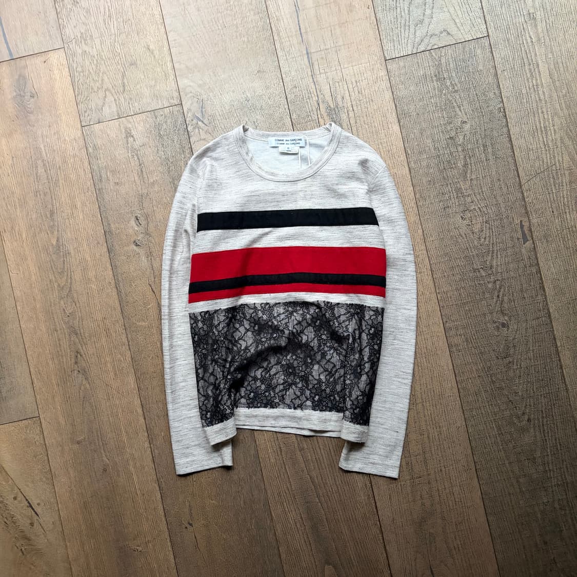 Floral Tulle Detail Long Sleeve 상품이미지1