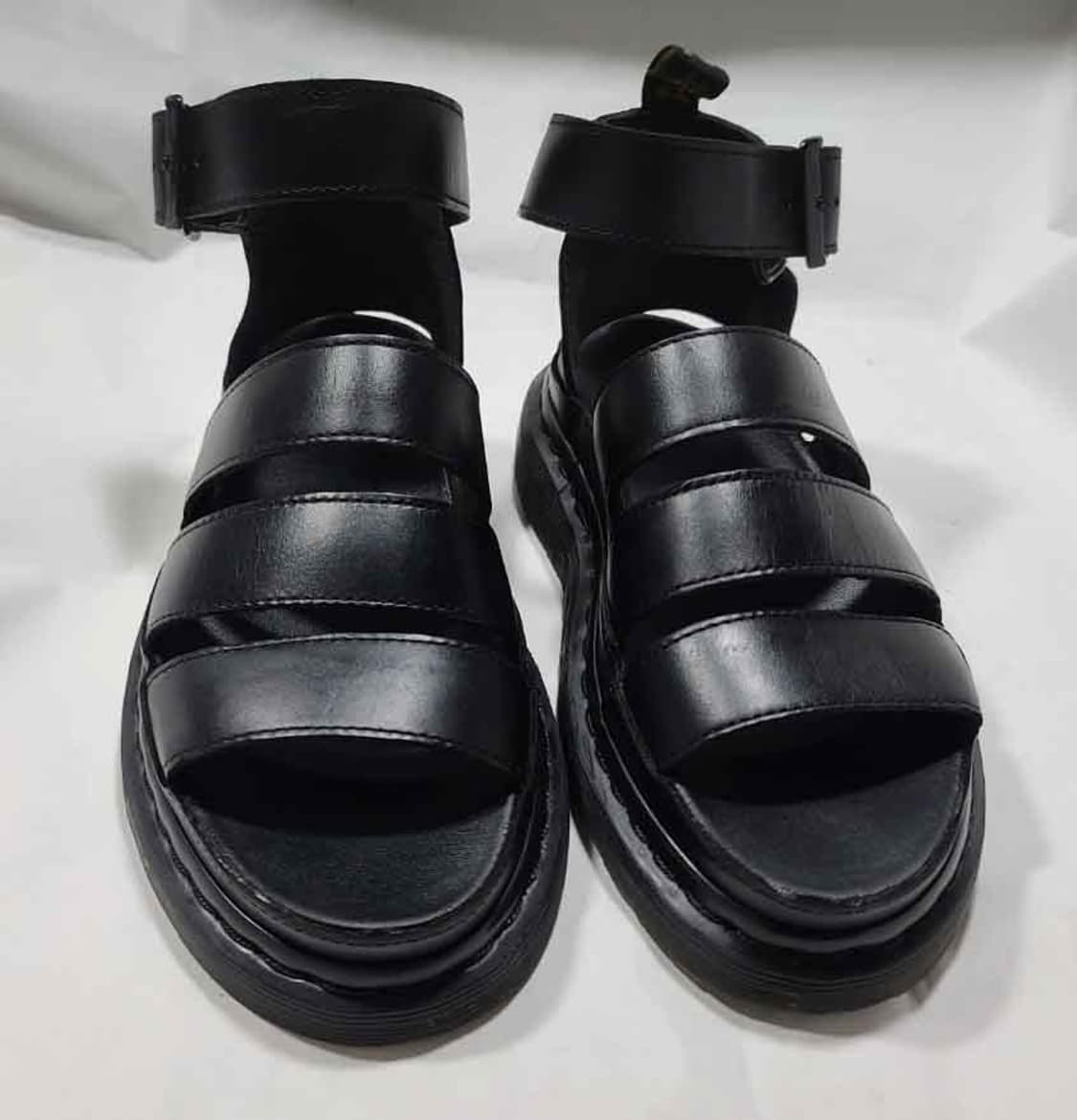 닥터마틴 가죽샌들 UK4사이즈(230~235) 상품이미지1