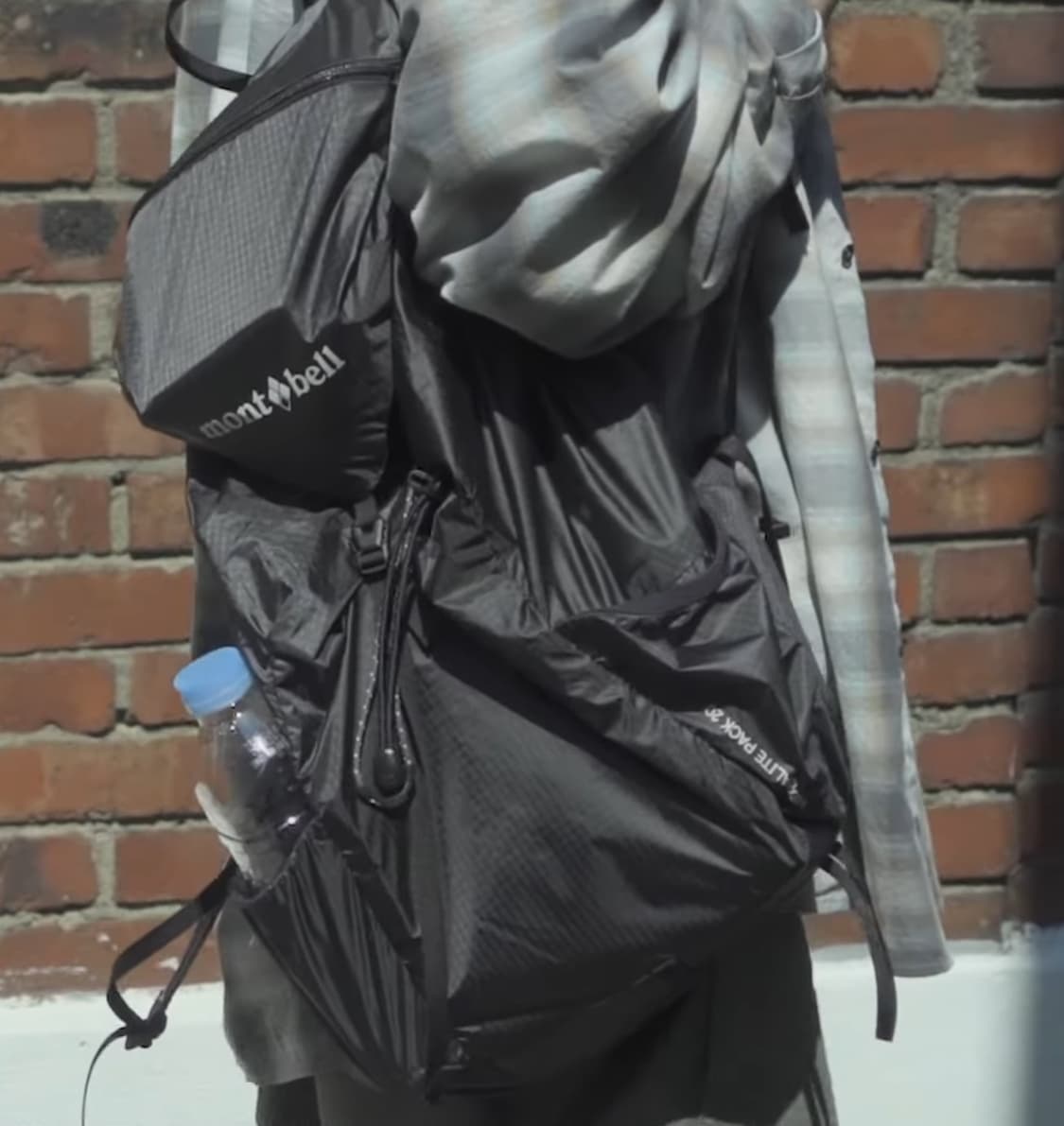몽벨 Versalite Pack  20 버사라이트 백팩 블랙 상품이미지4
