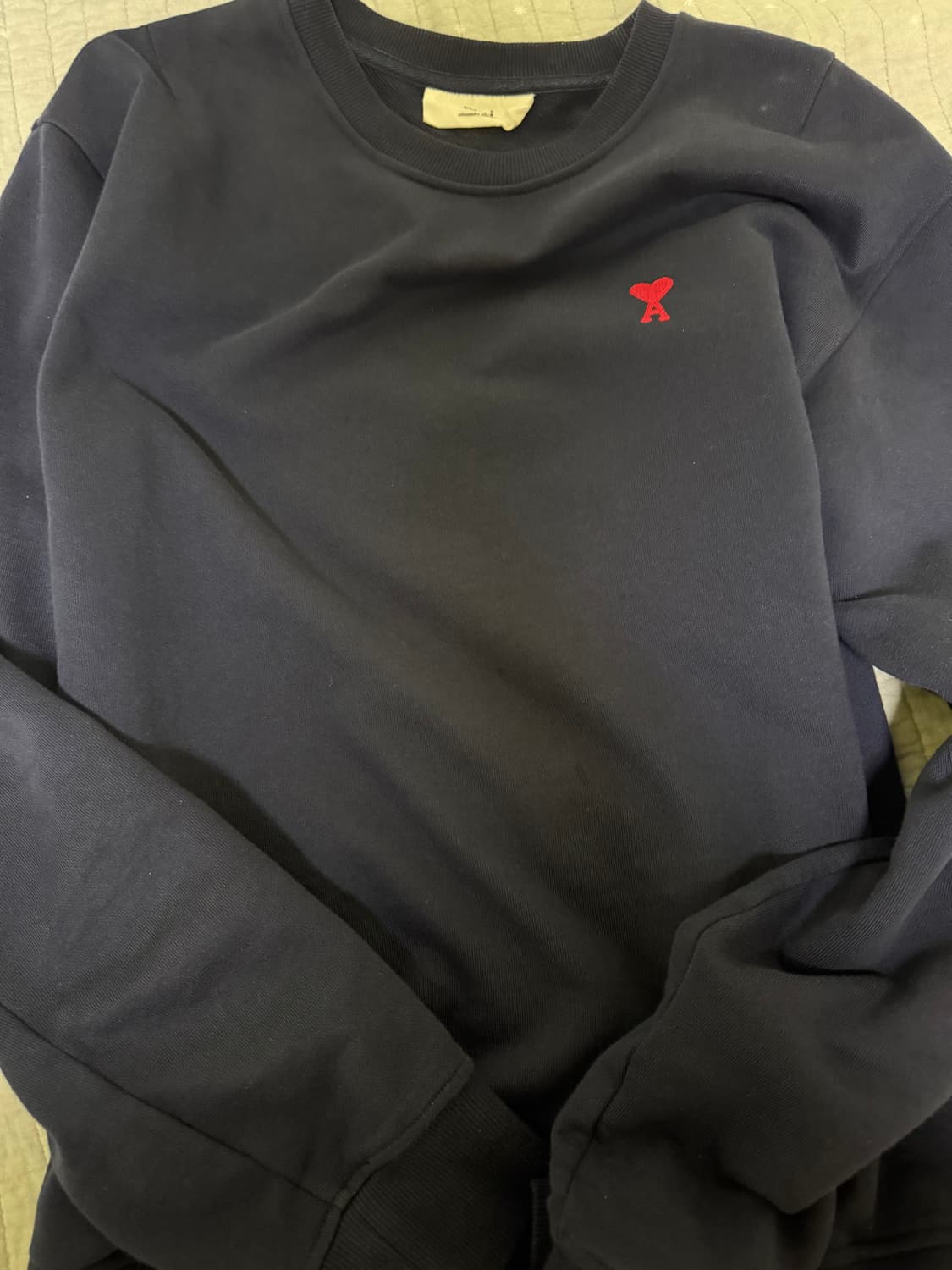 아미 맨투맨 네이비 상품이미지1