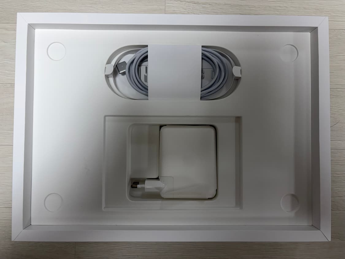 [S급] 애플 맥북 프로 16인치 M1 Pro 모델 판매합니다 상품이미지5