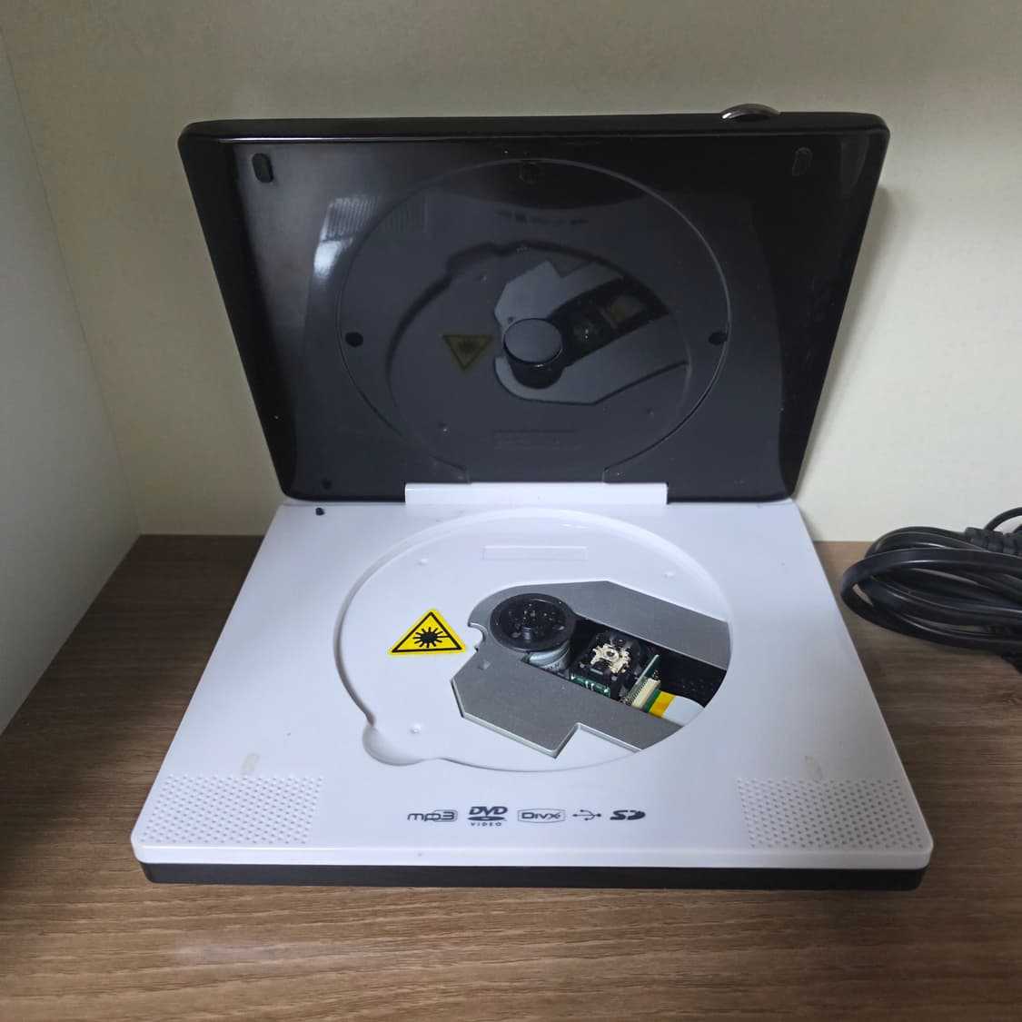 TKDS DVD, CD 포터블 플레이어 상품이미지3