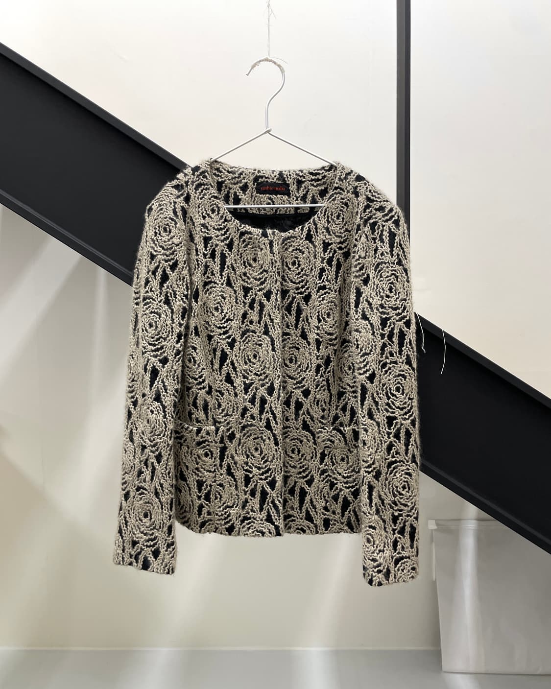 이바나 요시에 로즈 패턴 가디건 자켓 상품이미지1