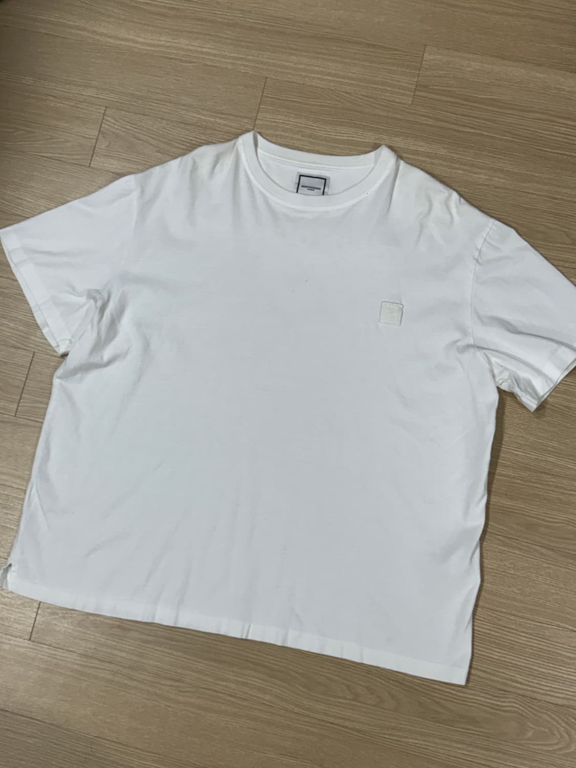[52] 우영미 23SS 피라미드 백로고 반팔 티셔츠 화이트 상품이미지4