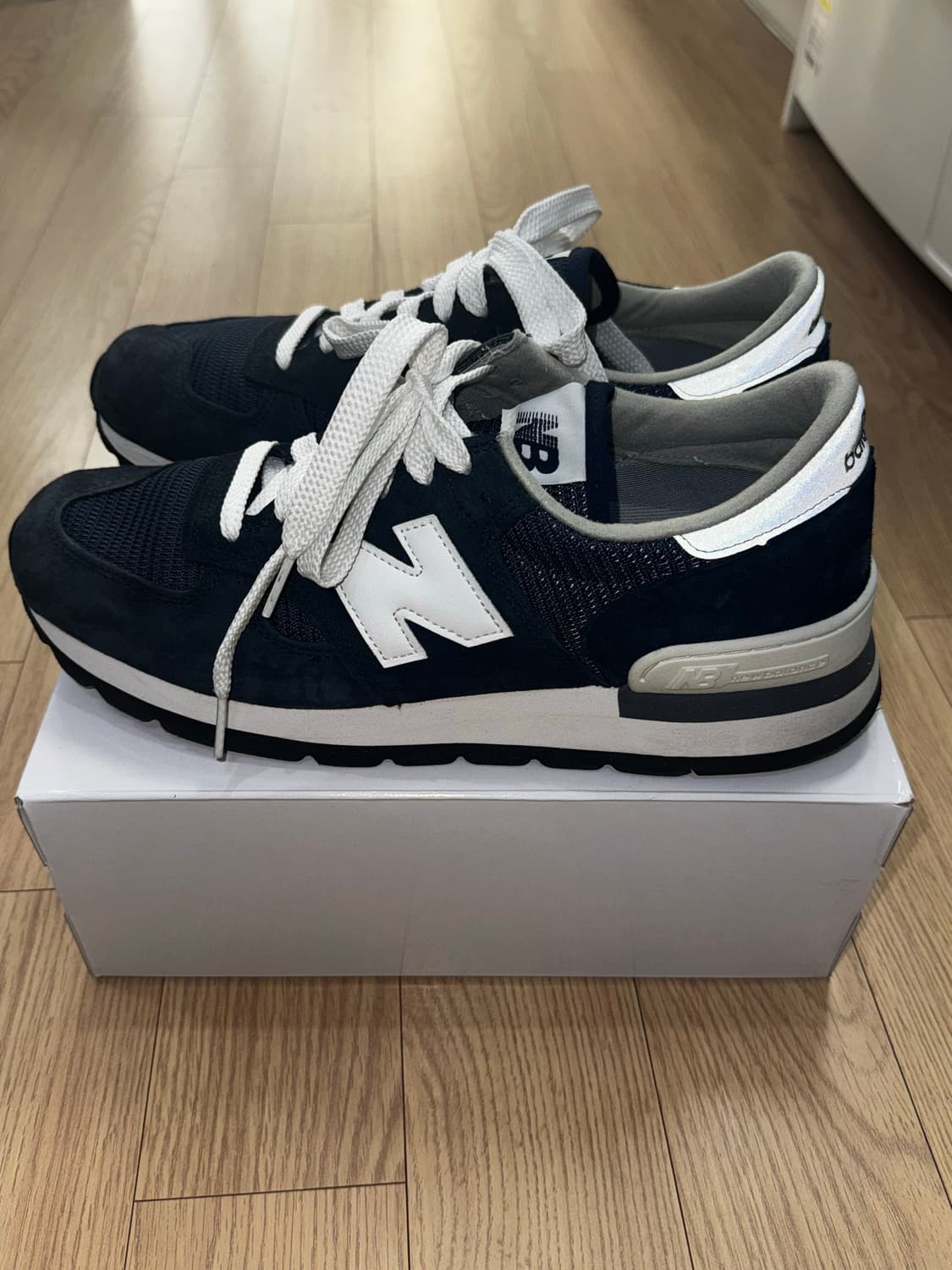 뉴발란스 990v1 메이드 인 USA 네이비 285 상품이미지2