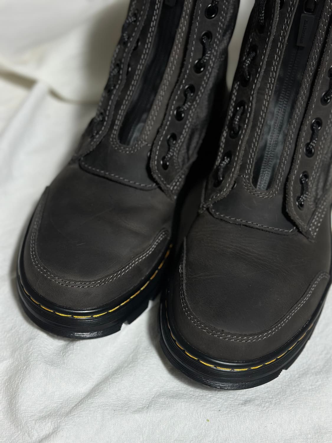 닥터마틴 컴뱃 집업 부츠 us260 8 상품이미지2