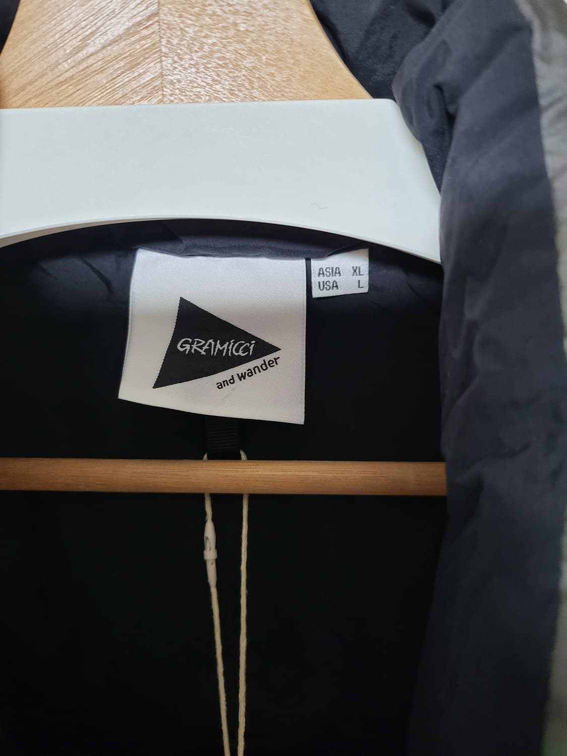 앤드원더 X 그라미치(and wander x GRAMICCI)  패딩조끼 상품이미지4