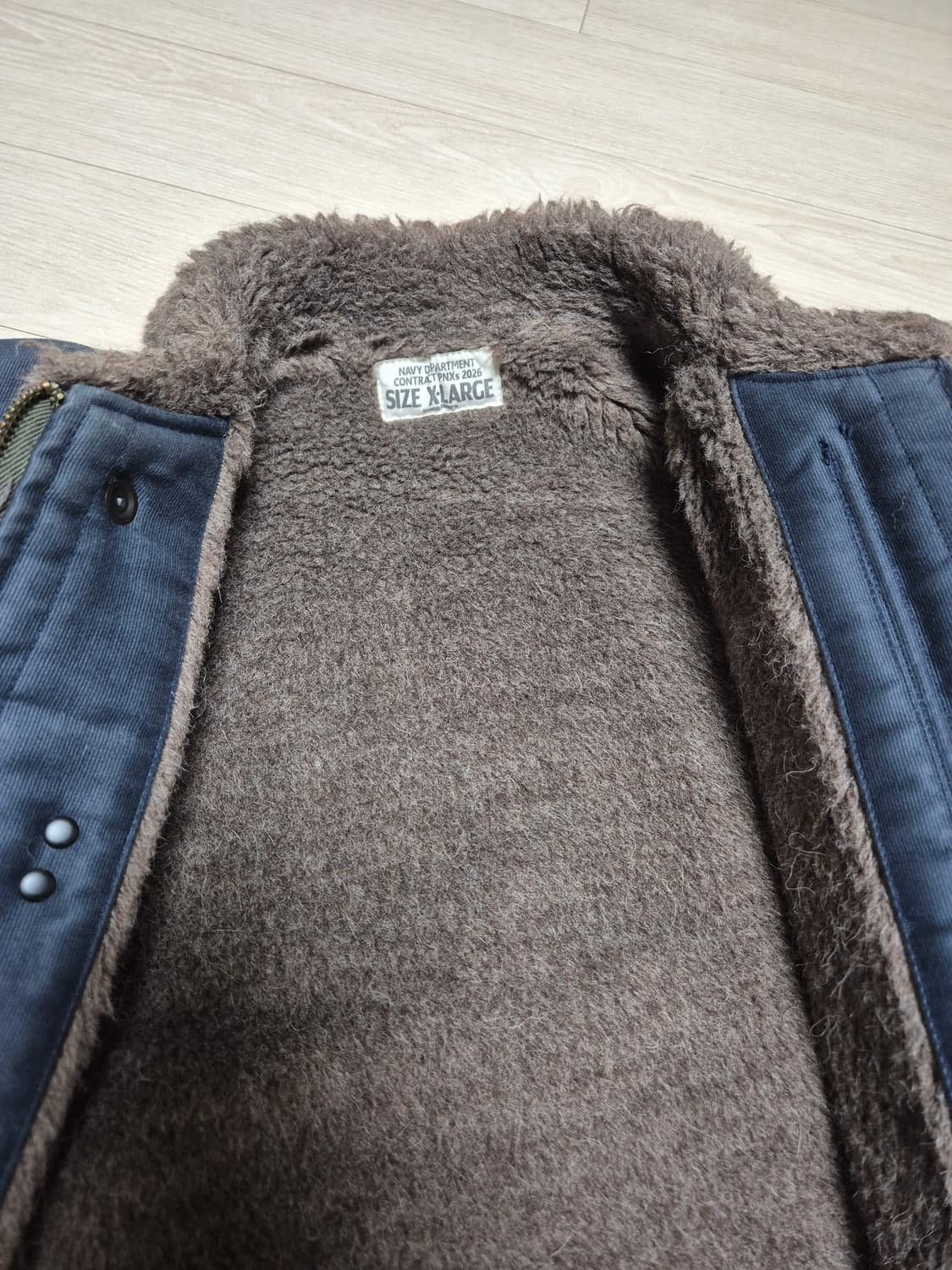 페로우즈 덱자켓 판매합니다. 상품이미지3