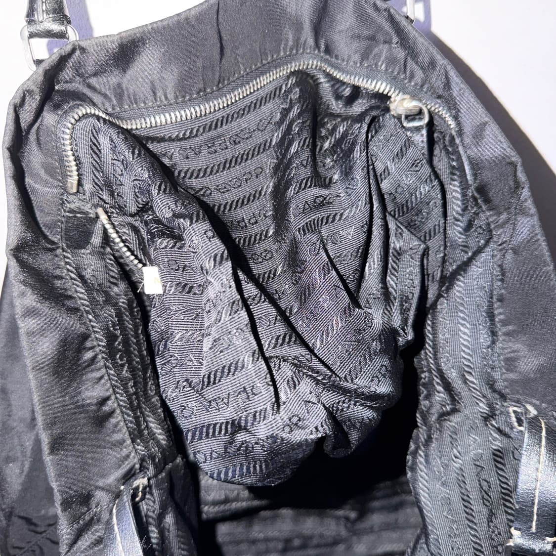 프라다 포코노 나일론 빅삼각로고 숄더&토트백 상품이미지8