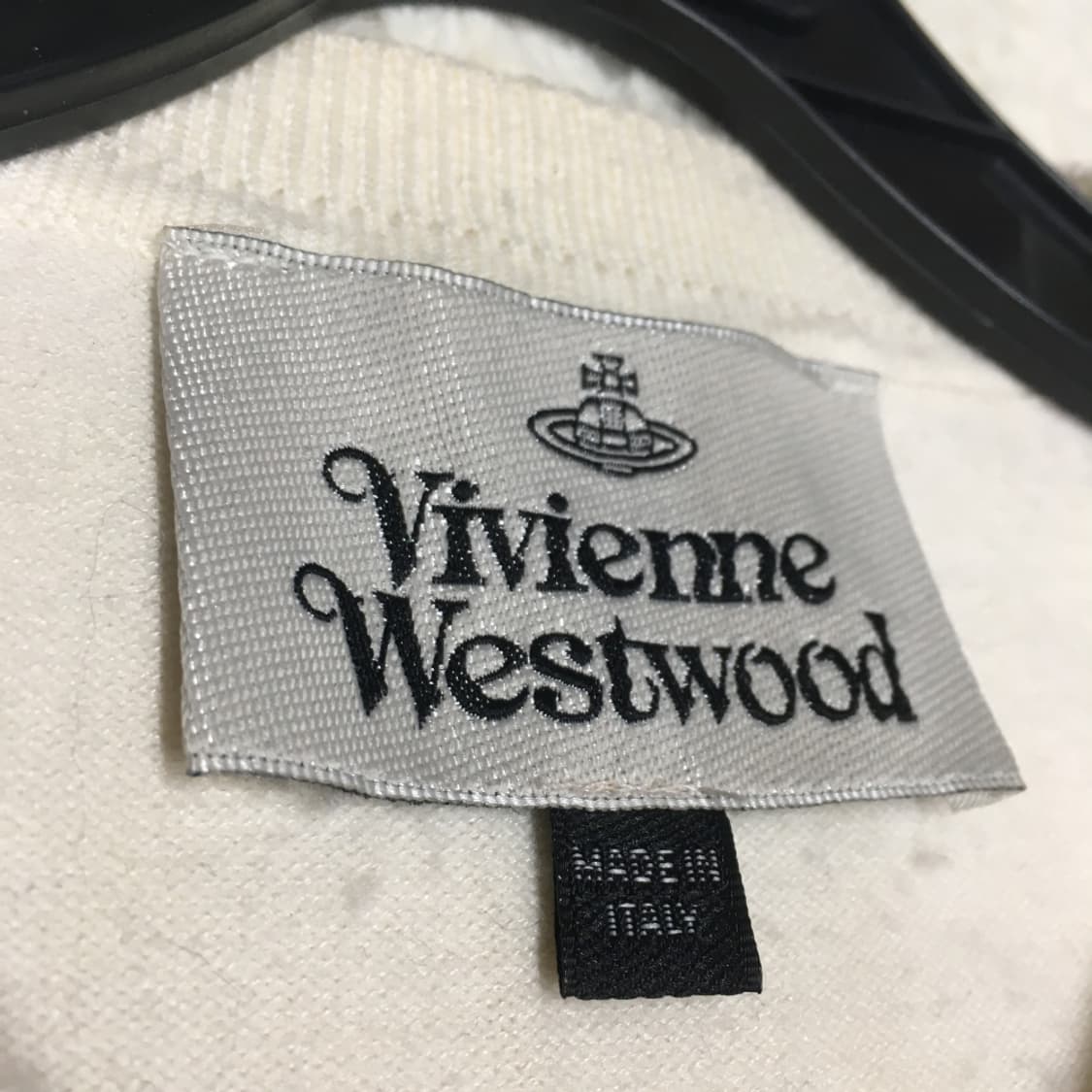 비비안웨스트우드 여성 스몰로고 니트가디건 DD13 상품이미지2