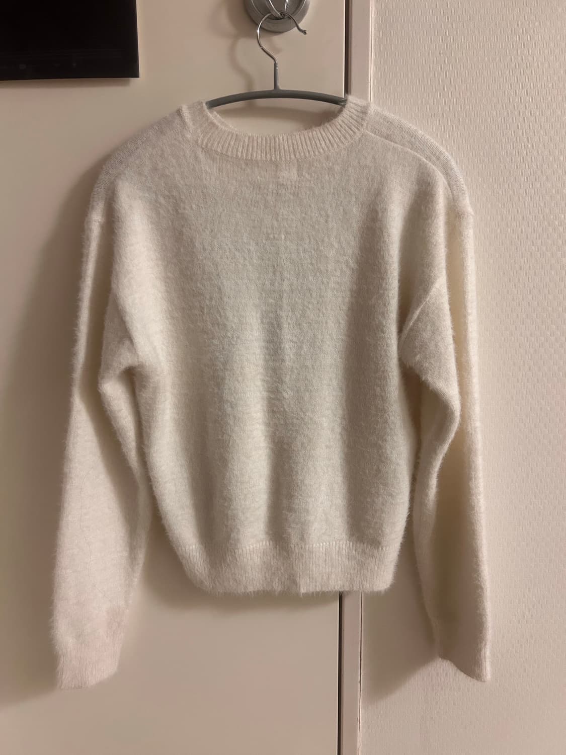 aeae 앙고라 니트 흰색 상품이미지2