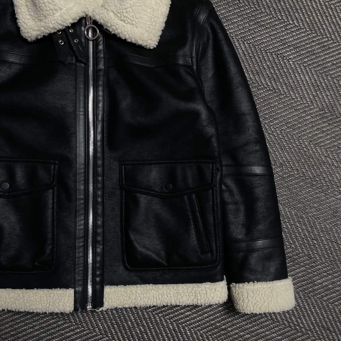 SIEG 지이크 미니멀 하이넥 시어링 무스탕 자켓o 5276 상품이미지2