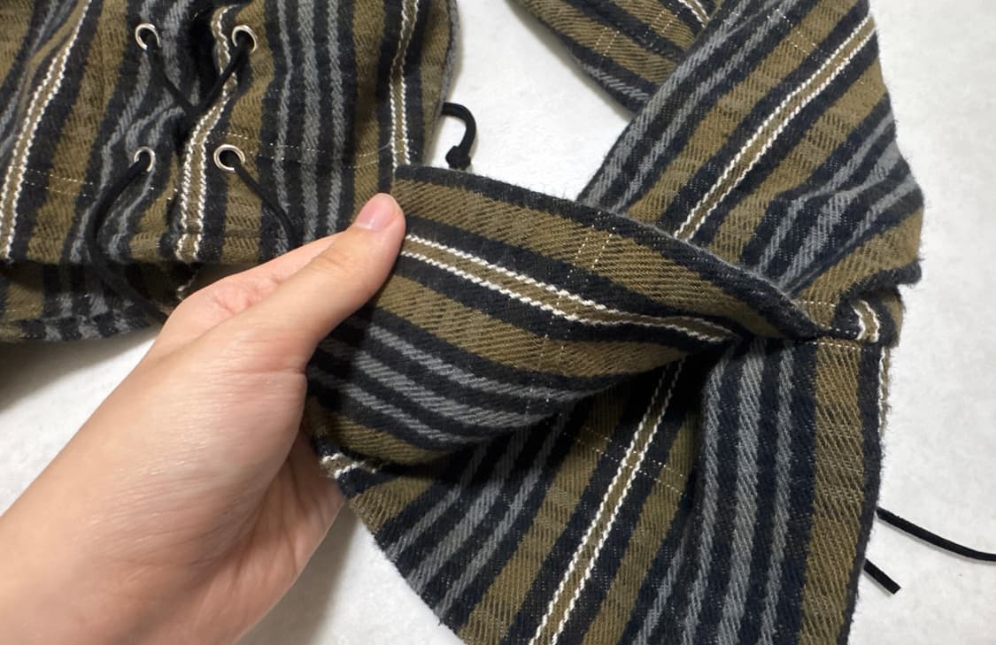 [~2.12]스트라이프 레이스업 포인트 크롭 카키 자켓 상품이미지5